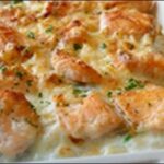 【土曜はナニする】肉厚サーモングラタン！ボリュームが魅力です。