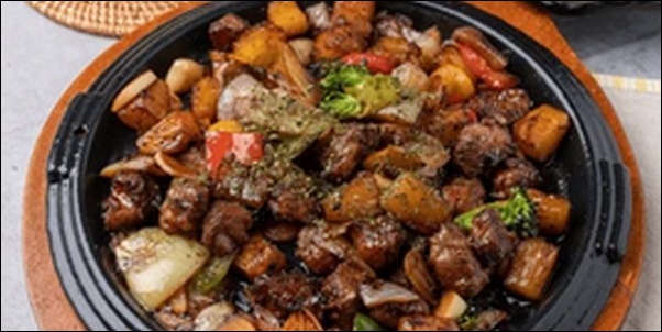 【沸騰ワード10】納豆タルタルステーキ！卵や玉ねぎなど具が満載