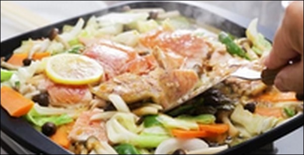 【ヒルナンデス】鮭のチャンチャン蒸し！栄養満点の一品です。