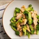 【DAIGOも台所】鶏もも肉のどっさりねぎ塩だれ炒め!