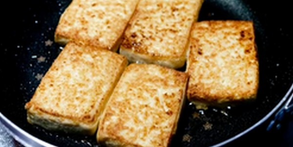 【ぽかぽか】厚揚げのしょうが焼き！副菜やおつまみにも重宝