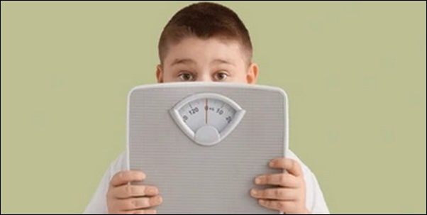 食べ過ぎでお腹パンパンの子供の悲痛の叫びに撃沈！対処法を解説